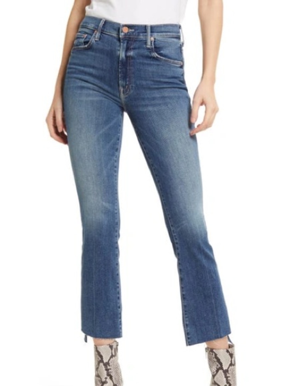 MOTHER denim the insider crop step fray in walking on coals size 29 jeans